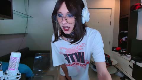 kristina online show from 02-01-25, 06:51