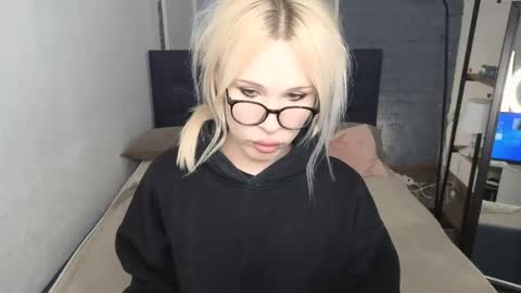 Kristy online show from 04-13-26, 02:00