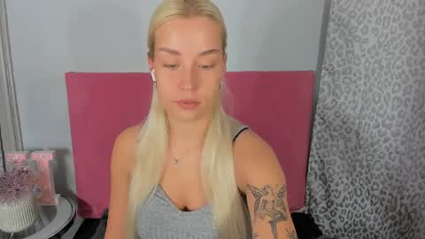 KristyFlowers online show from 04-06-26, 05:19