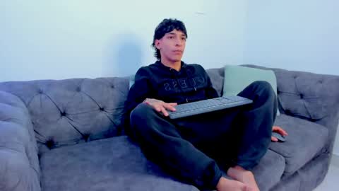 Kroy Wave  Muscle Tattoos Latino online show from 05-25-26, 09:10