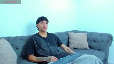 Kroy Wave  Muscle Tattoos Latino online show from 06-27-26, 07:02