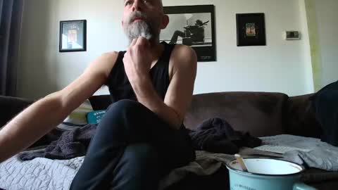 Snapshot of krummersaebel chatting on 02-19-25, 10:12 krummersaebel online show from 02-19-25, 10:12