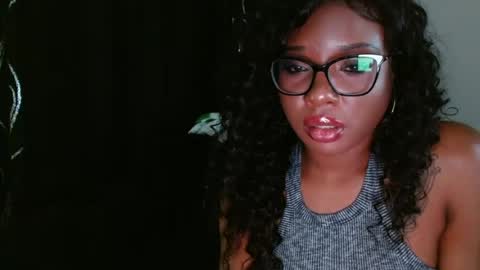 Snapshot of krystalblakexxx chatting on 07-30-26, 01:26 Krystal Blake online show from 07-30-26, 01:26