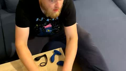 Tony online show from 09-24-25, 08:12