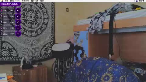 Snapshot of kuntboyzworld chatting on 06-28-26, 07:31 Krypto hethey online show from 06-28-26, 07:31
