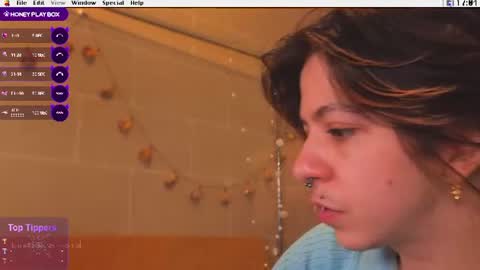 Snapshot of kuntboyzworld chatting on 07-13-26, 03:04 Krypto hethey online show from 07-13-26, 03:04