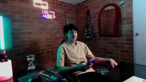 Snapshot of kurtt_ chatting on 03-13-26, 04:30 JASON online show from 03-13-26, 04:30