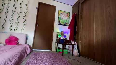 Snapshot of kusshy33 chatting on 10-01-25, 07:42 kusshy33 online show from 10-01-25, 07:42