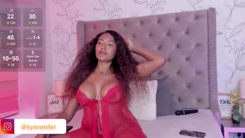 kyaraebony_ online show from 03-27-26, 01:22