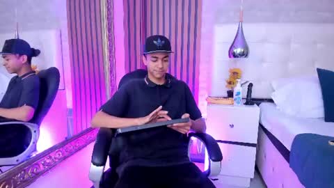 Kyle online show from 06-21-26, 04:48