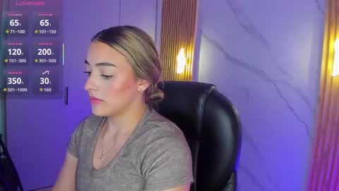 Snapshot of kylie_jones6 chatting on 03-24-26, 02:27 KYLIE online show from 03-24-26, 02:27