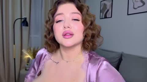 Kylie Lips online show from 07-02-26, 06:03