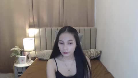 kyliefox22 online show from 03-11-26, 04:57