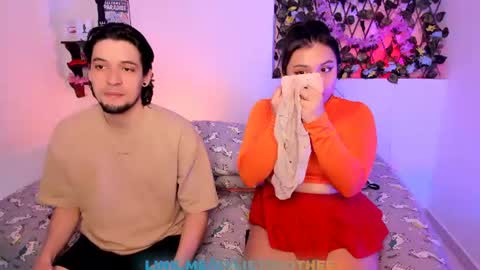 Snapshot of kylietimothee chatting on 06-18-26, 04:11 kylietimothee online show from 06-18-26, 04:11