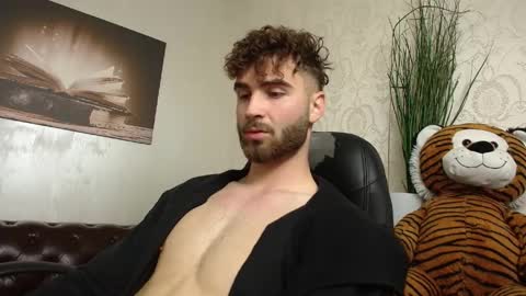 KyloEast online show from 05-20-26, 05:02