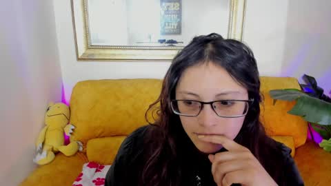 Snapshot of kyomi_chang chatting on 04-27-26, 12:14 Kyomi online show from 04-27-26, 12:14