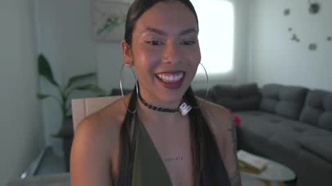 schedule 300 pm - 1100pm colombia time online show from 04-09-26, 10:04