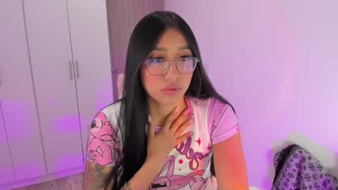 Snapshot of kyy_isa chatting on 02-16-26, 11:50 IG online show from 02-16-26, 11:50