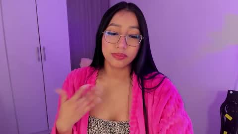 Snapshot of kyy_isa chatting on 03-15-26, 03:56 IG online show from 03-15-26, 03:56