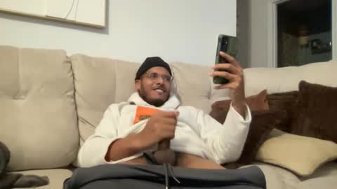 kzen37313 online show from 01-17-26, 04:22