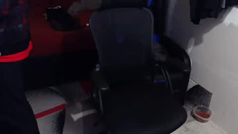 l1v1nth3dr3am online show from 01-18-26, 08:34