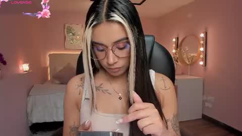 T A T I A N A online show from 06-13-26, 12:03