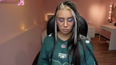 T A T I A N A online show from 07-25-26, 12:03