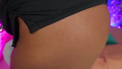 Snapshot of laady_brownn chatting on 07-16-26, 12:00 Cris online show from 07-16-26, 12:00