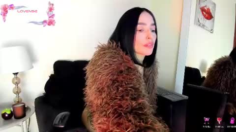 Snapshot of lace_victoria chatting on 07-10-26, 12:26 lace_victoria online show from 07-10-26, 12:26