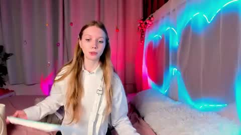 Snapshot of lada2k4 chatting on 07-03-26, 05:25 Lada online show from 07-03-26, 05:25