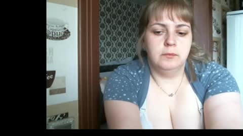 Snapshot of lady_cute_cat chatting on 06-03-26, 01:08 lady cute cat29 online show from 06-03-26, 01:08