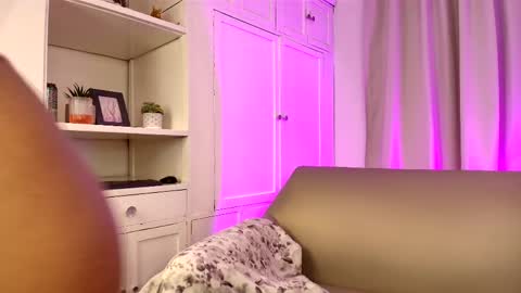 Karla - Instagram   lady karla1 online show from 06-06-26, 10:58