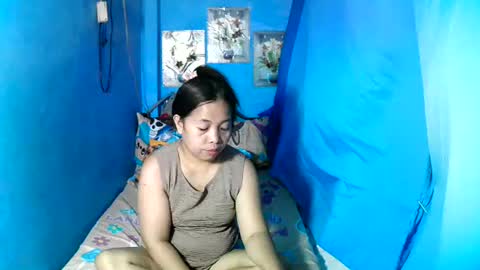 lady_in_bed69 online show from 05-29-26, 09:57
