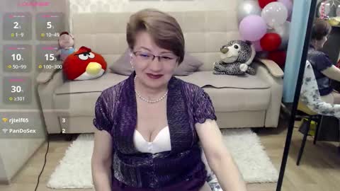 Diana online show from 03-24-26, 03:39