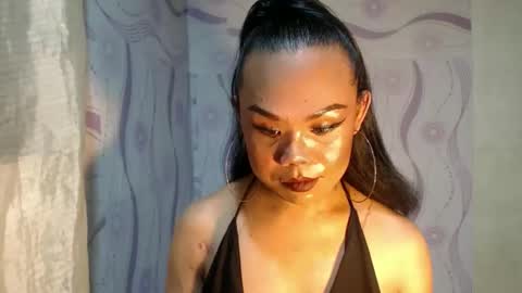 lady_shane26 online show from 05-21-26, 01:29