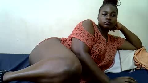 Snapshot of lady_veee chatting on 05-15-26, 09:16 vivi online show from 05-15-26, 09:16