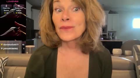 Ladybabs online show from 03-17-26, 06:00