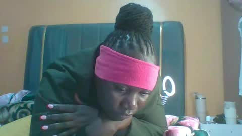 lindah32 online show from 07-11-26, 11:06
