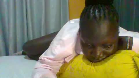 lindah32 online show from 07-14-26, 11:32