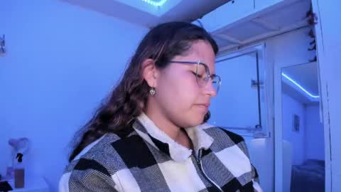  Lady  online show from 05-31-26, 01:58
