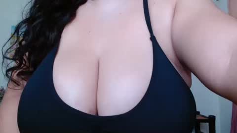 Snapshot of ladyjoyful chatting on 09-13-25, 10:42 ladyjoyful online show from 09-13-25, 10:42