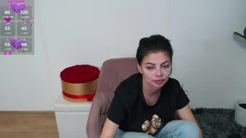 Lia online show from 05-15-26, 05:47