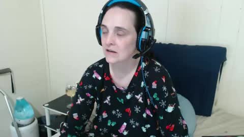 LadySlate online show from 12-26-24, 12:25