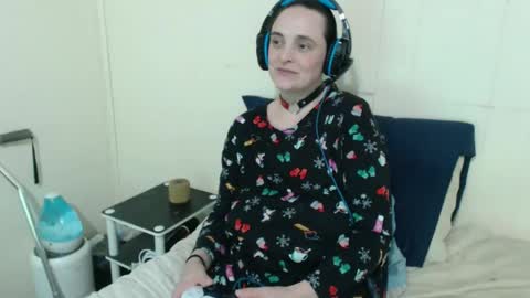 LadySlate online show from 12-26-24, 06:41