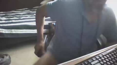 Snapshot of lagenovadura chatting on 05-11-26, 05:54 La Genova esta Dura beard boy male dick mastubate latinosexy latinohot latino glasses mature strong stronglegs online show from 05-11-26, 05:54