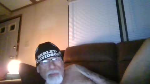 laidbackluxury online show from 06-20-26, 08:06