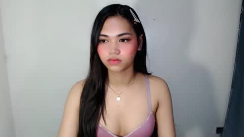 laire online show from 05-20-26, 07:03