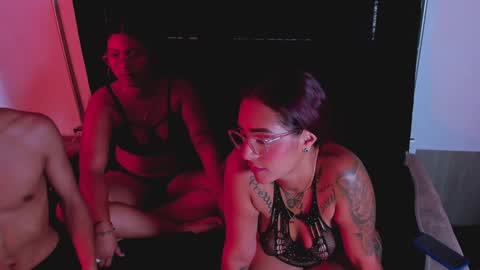 Laisy fox online show from 01-29-25, 06:18