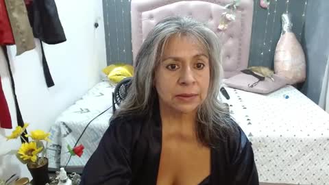 lalisha online show from 04-06-26, 01:14