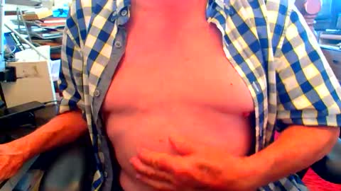 Snapshot of lamarbrazil chatting on 05-11-26, 11:46 lamarbrazil online show from 05-11-26, 11:46